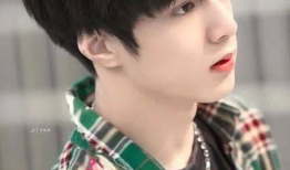 刘耀文吃瓜爆料图片高清,高清瓜图揭秘娱乐圈幕后真相